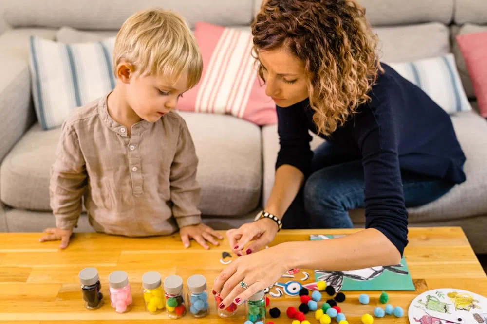 Nathan - Je découvre Les émotions - Education Positive - Coffret d'activités Originales pour découvrir Ses émotions - pour Enfants à partir de 3 Ans